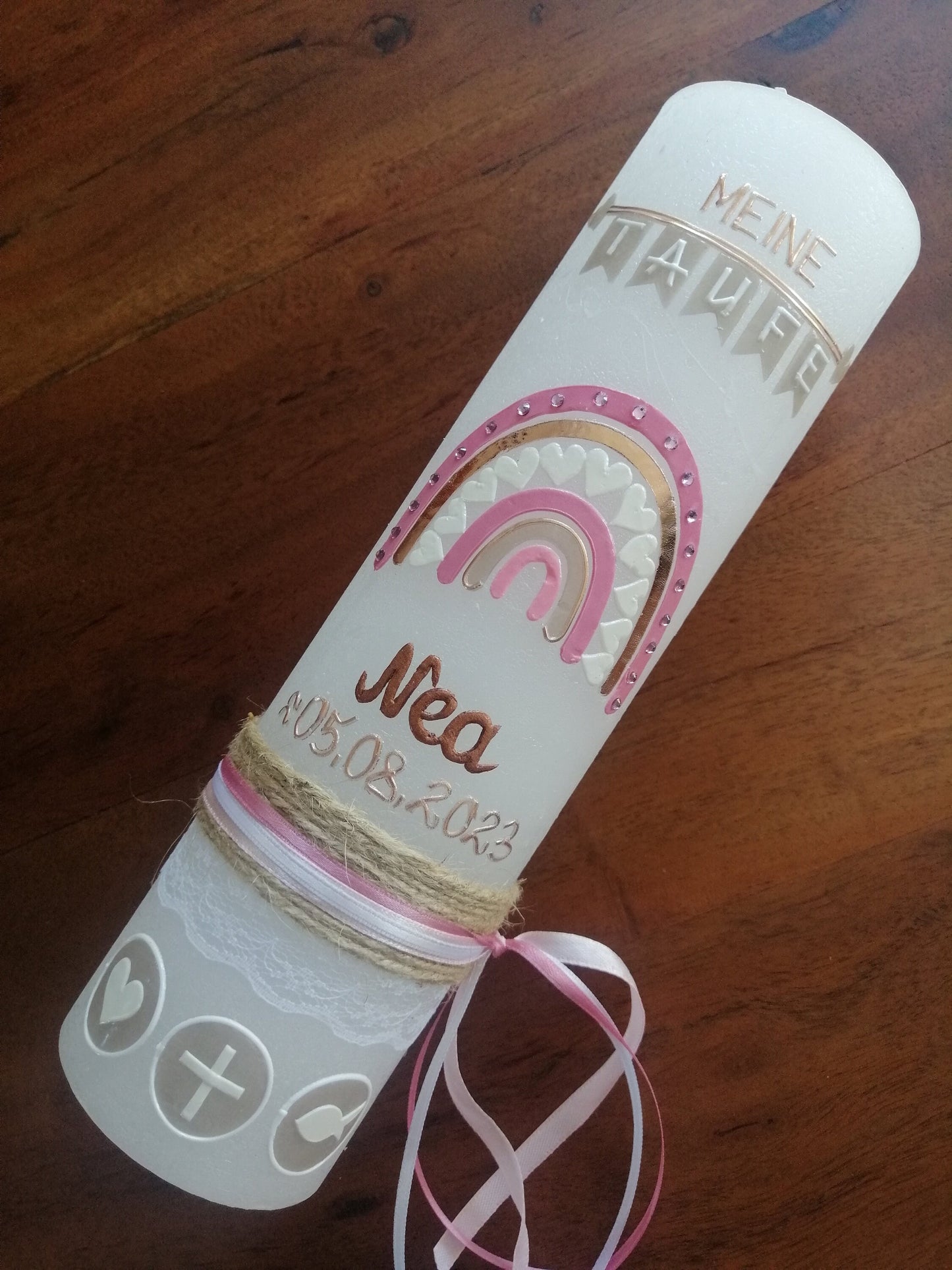 Taufkerze Rustica Vintage-Look Shabby Rustikal, Regenbogen Kreuz Herz Fisch Mädchen rosa Farbwünsche auch für Jungen