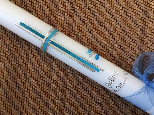 Kommunionkerze Taufkerze Kommunionskerze Junge, zur Taufe, Kommunion, Erstkommunion, inkl. Beschriftung, Wachsverzierung und Beschriftung