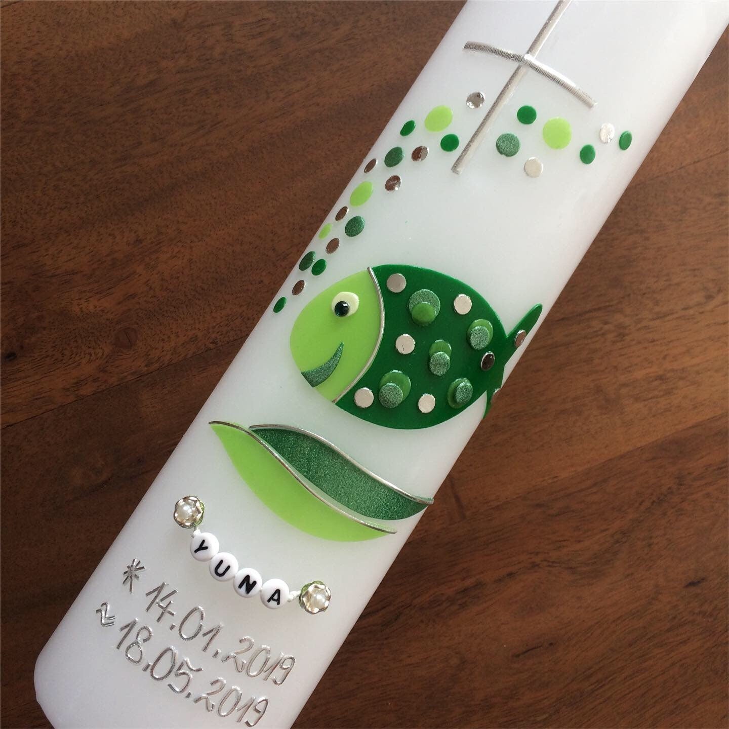 Taufkerze Fisch, Bubble Fisch, handgearbeitete Wachsbeschriftung möglich, Mädchen, Jungen, Farbwünsche möglich, Taufe katholisch