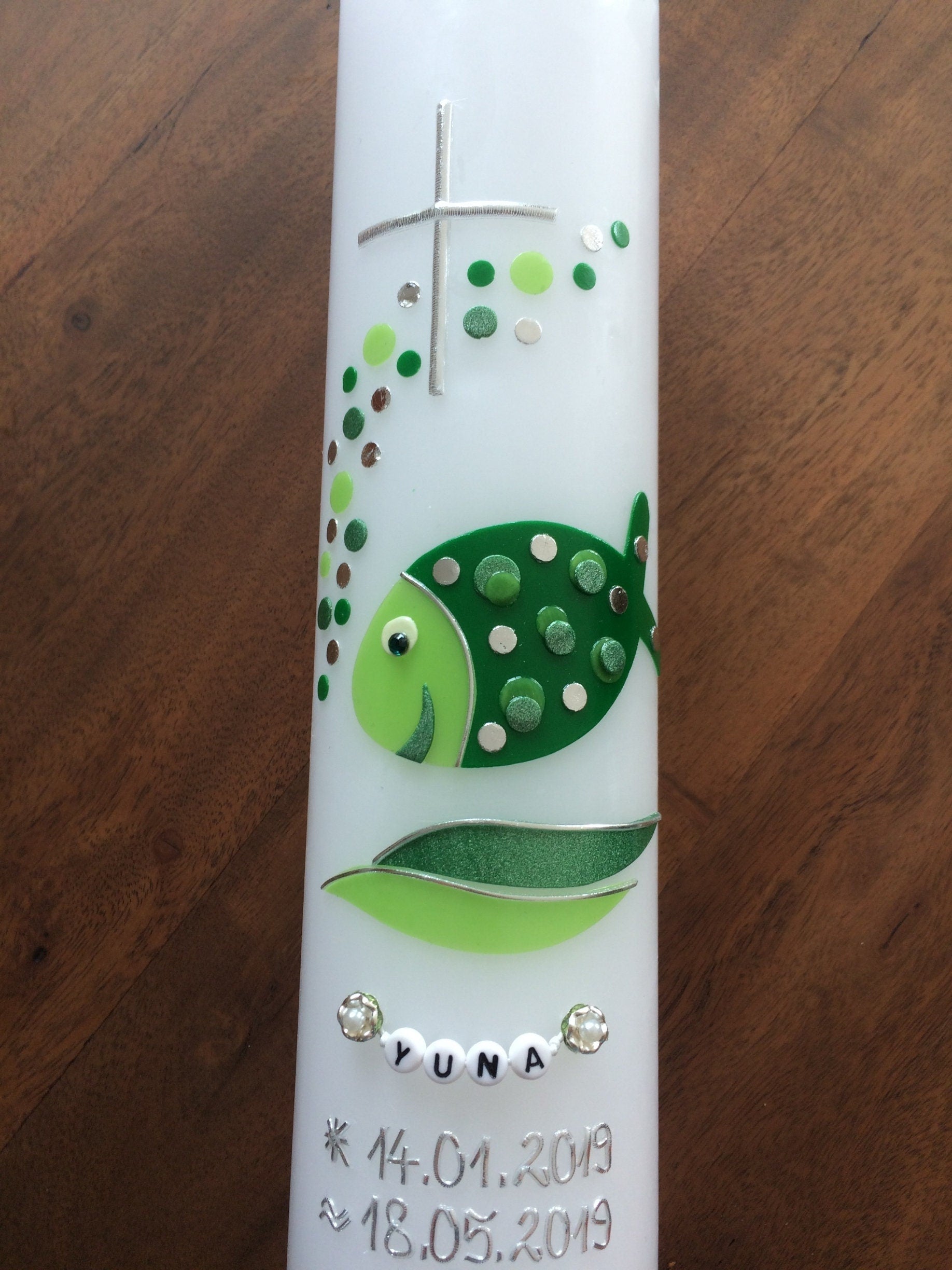 Taufkerze Fisch, Bubble Fisch, handgearbeitete Wachsbeschriftung möglich, Mädchen, Jungen, Farbwünsche möglich, Taufe katholisch