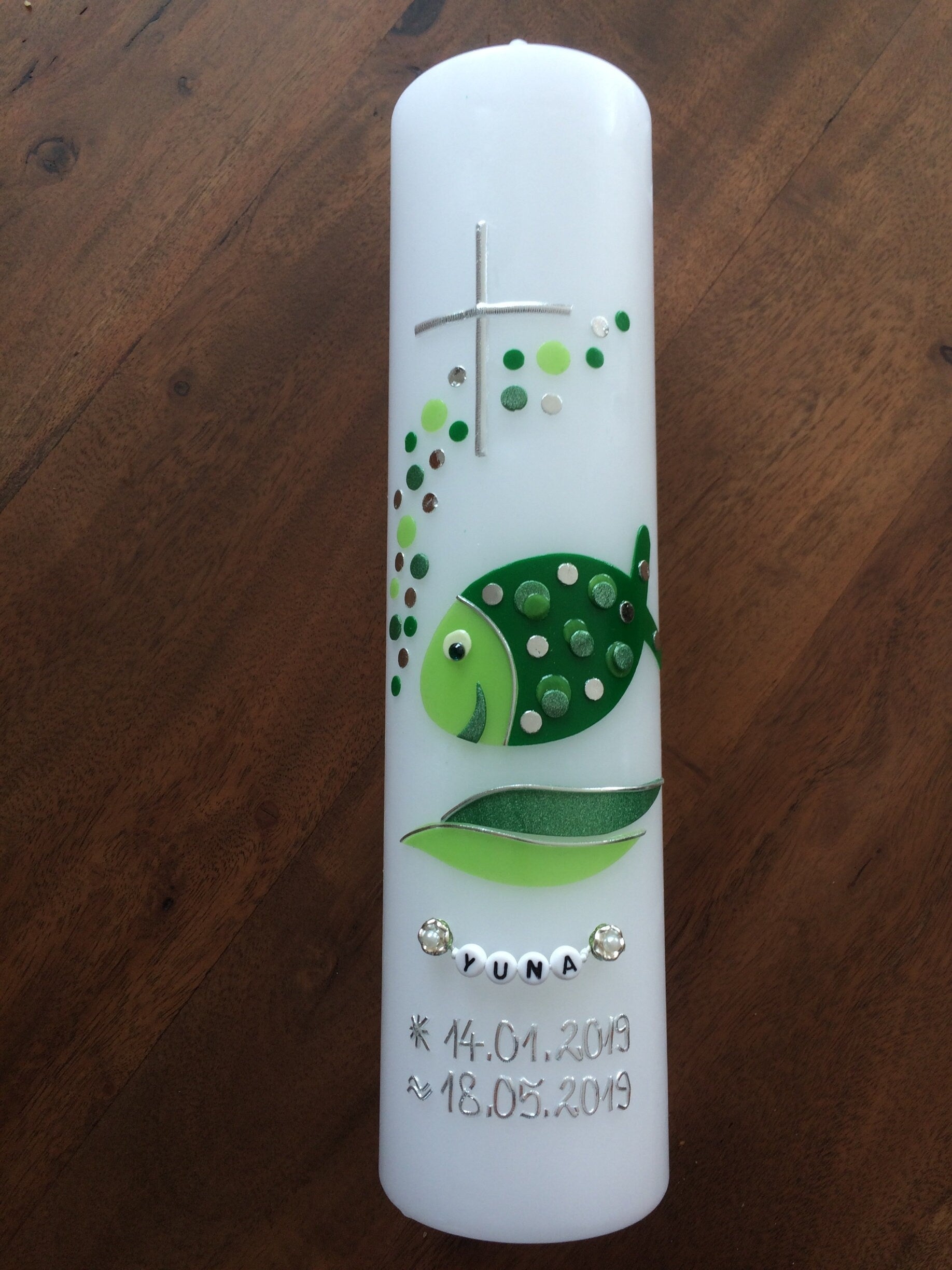 Taufkerze Fisch, Bubble Fisch, handgearbeitete Wachsbeschriftung möglich, Mädchen, Jungen, Farbwünsche möglich, Taufe katholisch