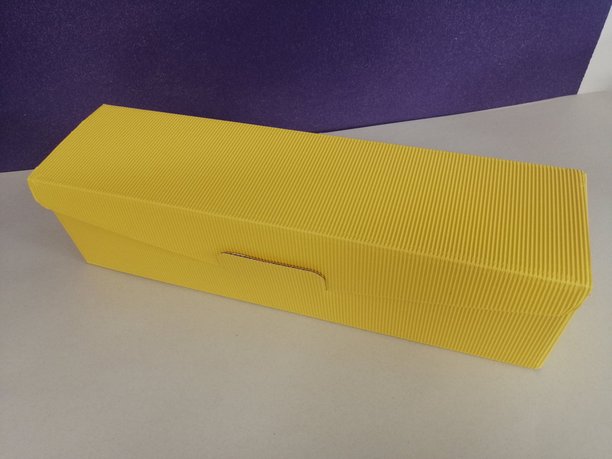 Aufbewahrung BOX / Karton gelb/ Geschenkverpackung für Kerzen