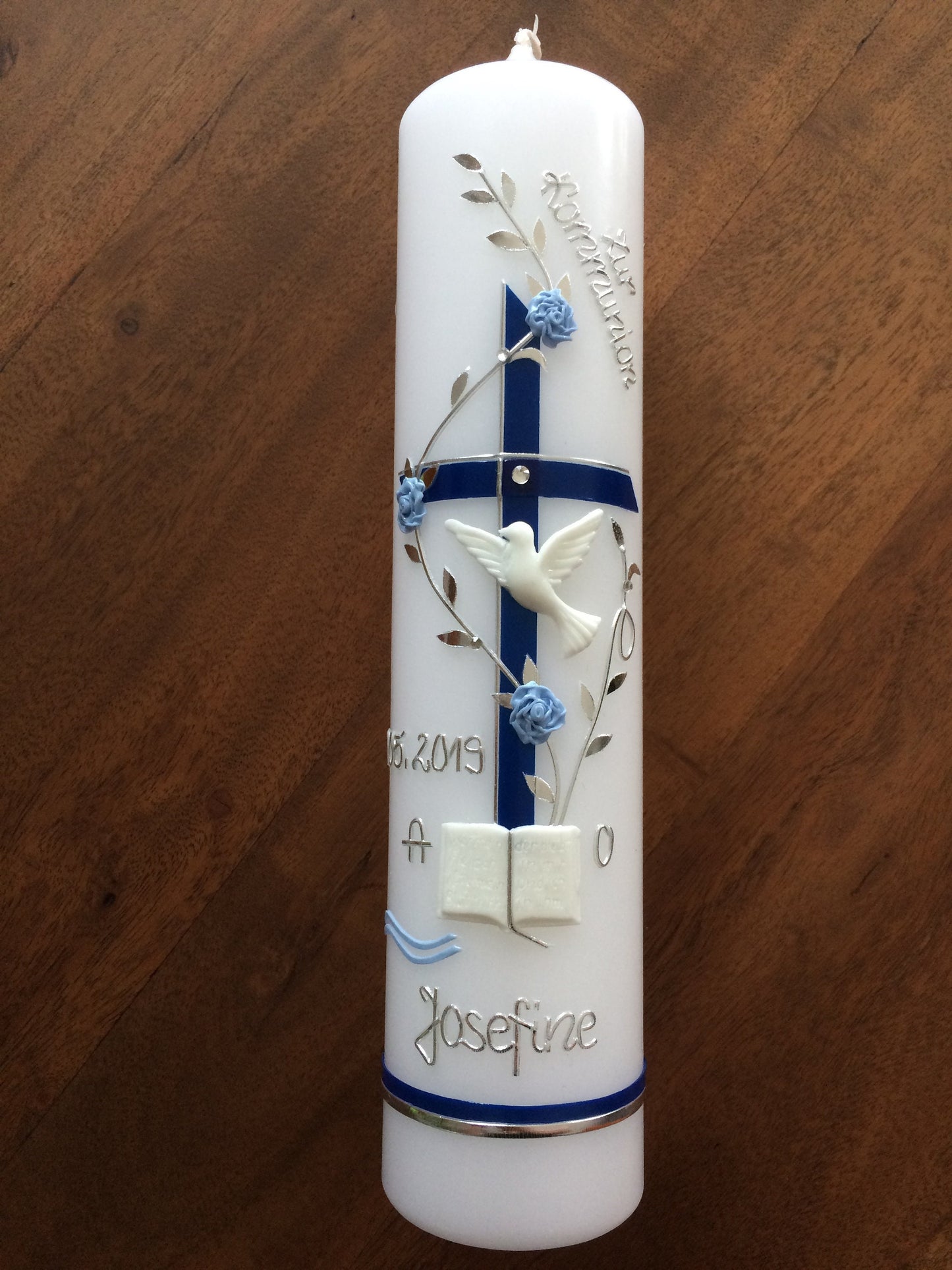 Taufkerze Kreuz Junge, inkl. Beschriftung, handgemachte Wachsverzierungen, Wachsbeschriftungen, keine Folie o. Druck, Farbwünsche möglich