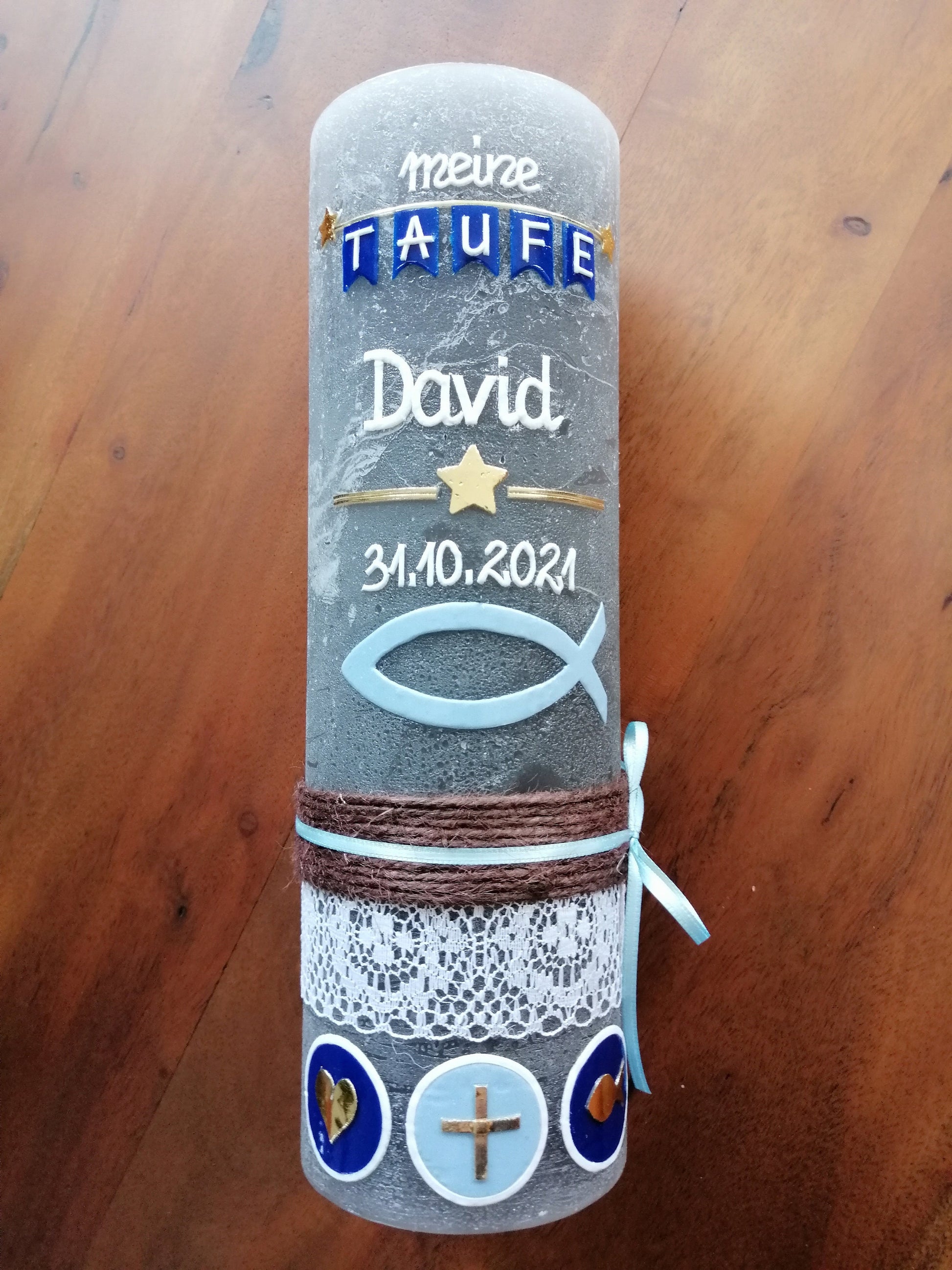 Taufkerze RUSTICA, Vintage-Look, SHABBY, Rustikal, Vorname + ICHTHYS - Fisch, Mädchen, Junge, Kerze, Taufe, inkl Wachsbeschriftung
