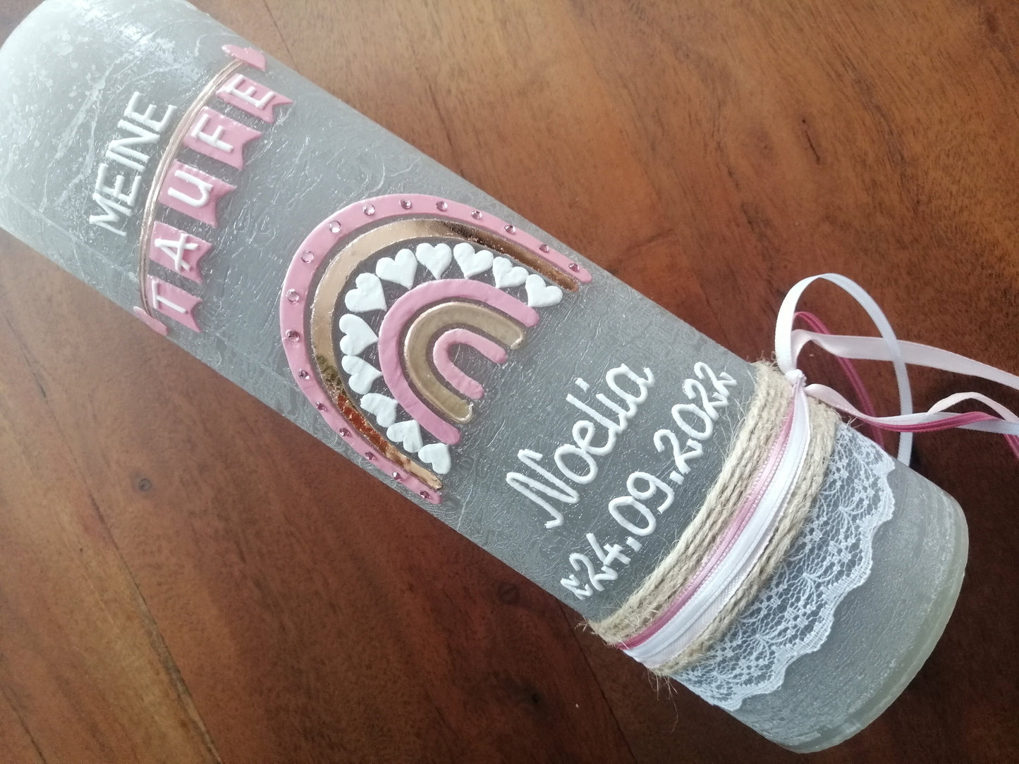 Taufkerze Rustica Vintage-Look Shabby Rustikal, Regenbogen Kreuz Herz Fisch Mädchen rosa Farbwünsche auch für Jungen