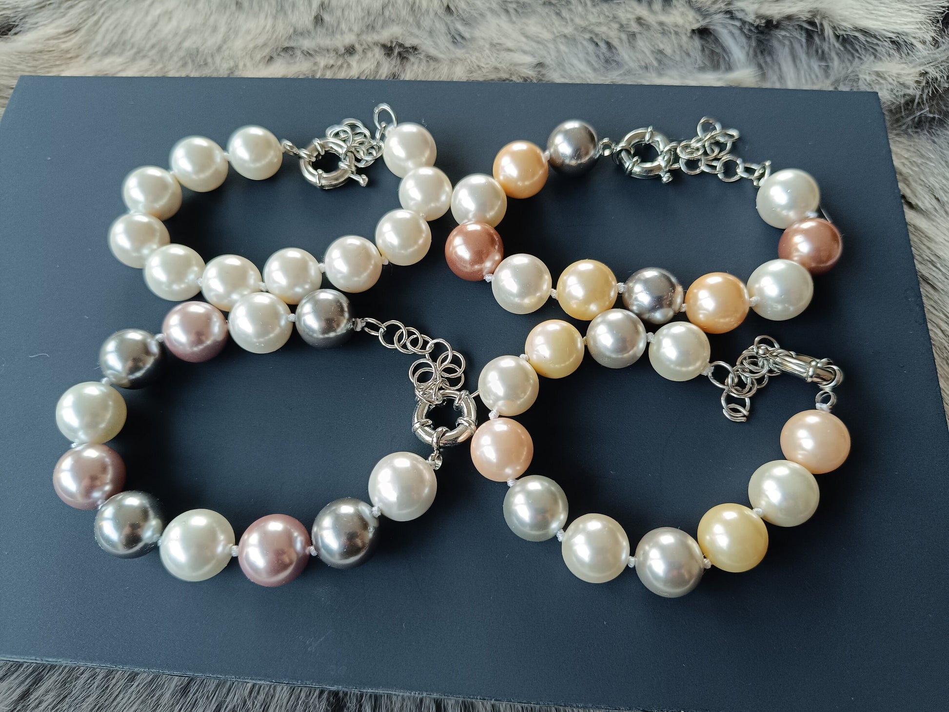 Armband aus Mallorca-Perlen 14mm, SEASHELL Pearl, Geschenk Schmuck, Taufe, Kommunion, Hochzeit